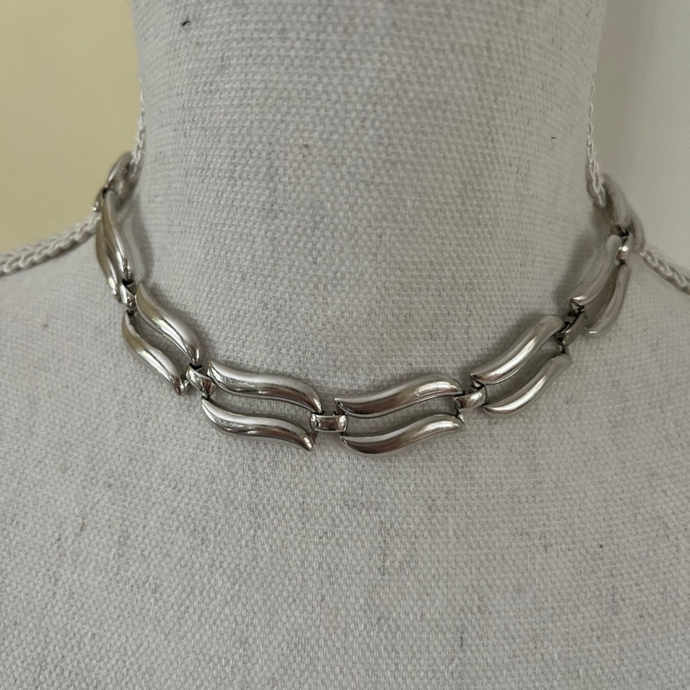 Monet Silver Curved Link Necklace